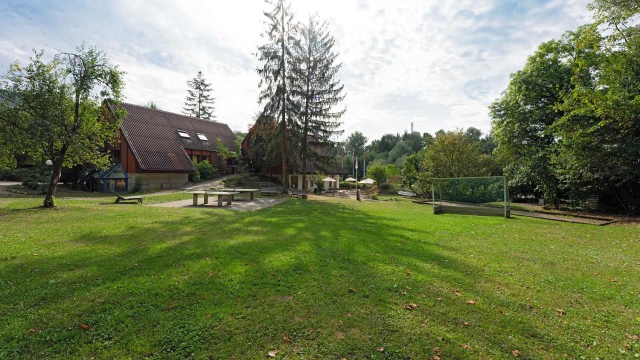 Delemont Youth Hostel Eksteriør bilde