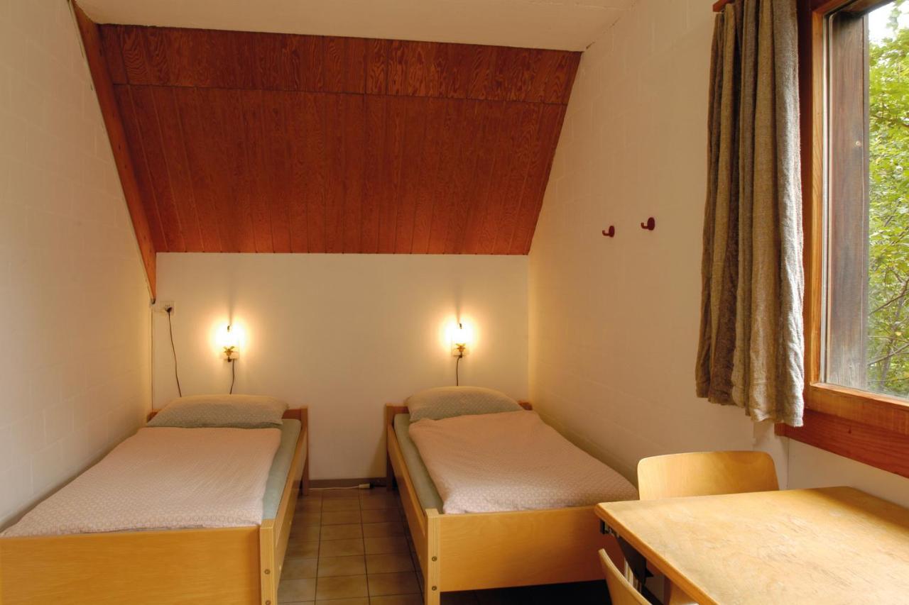 Delemont Youth Hostel Eksteriør bilde