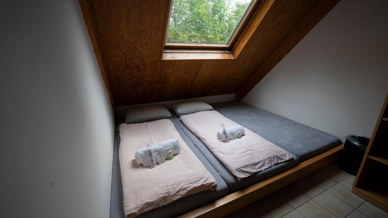 Delemont Youth Hostel Eksteriør bilde